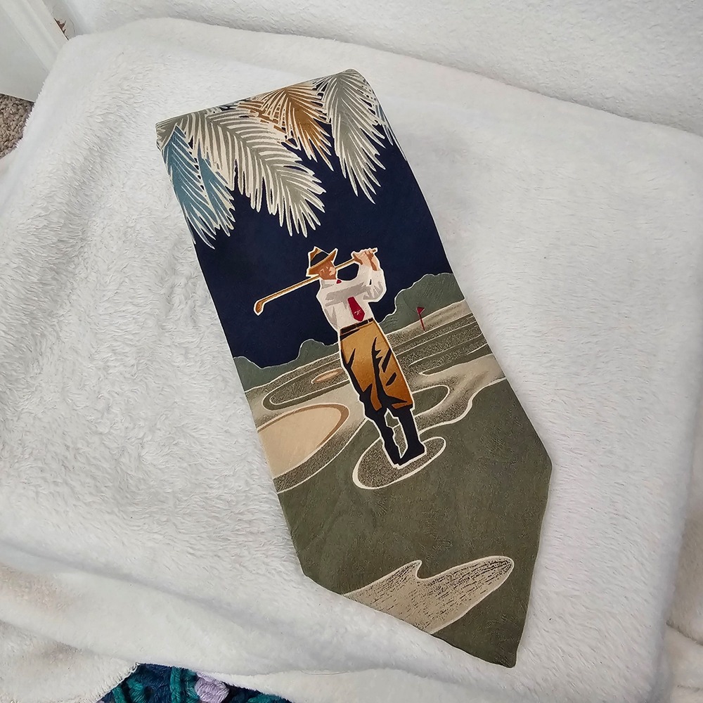 Tommy Bahama Retro Golf Themed Men's Tie